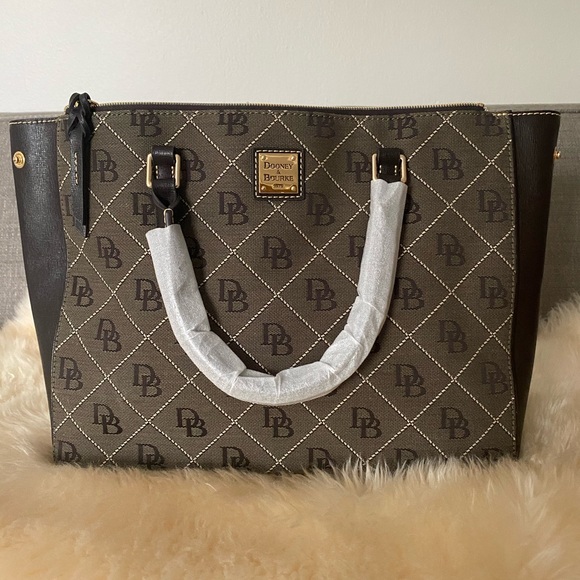 Dooney & Bourke Willa Zip Logo Satchel Bag $308 - Picture 7 of 9